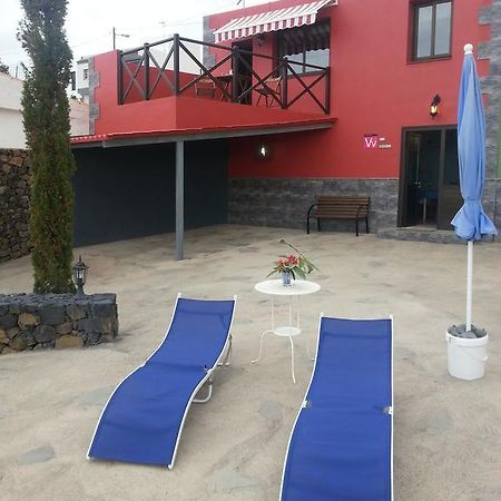 La Bodega Guest House Los Llanillos Bagian luar foto