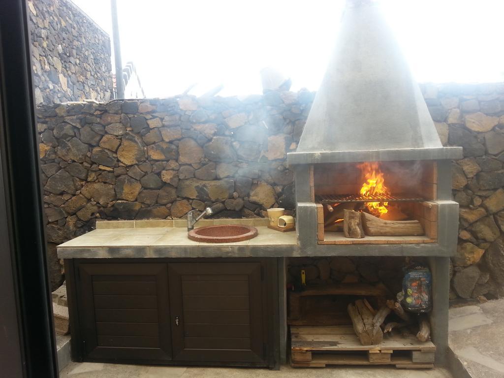 La Bodega Guest House Los Llanillos Bagian luar foto